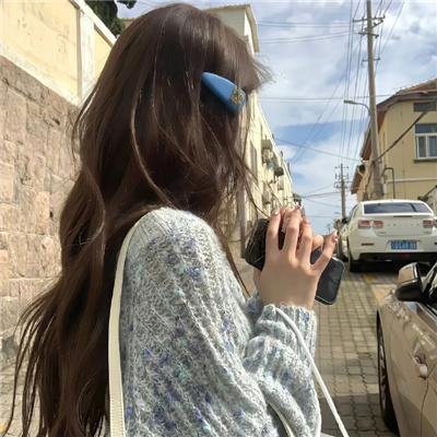 量产型璃子-另一位模型女子的人生组装记-